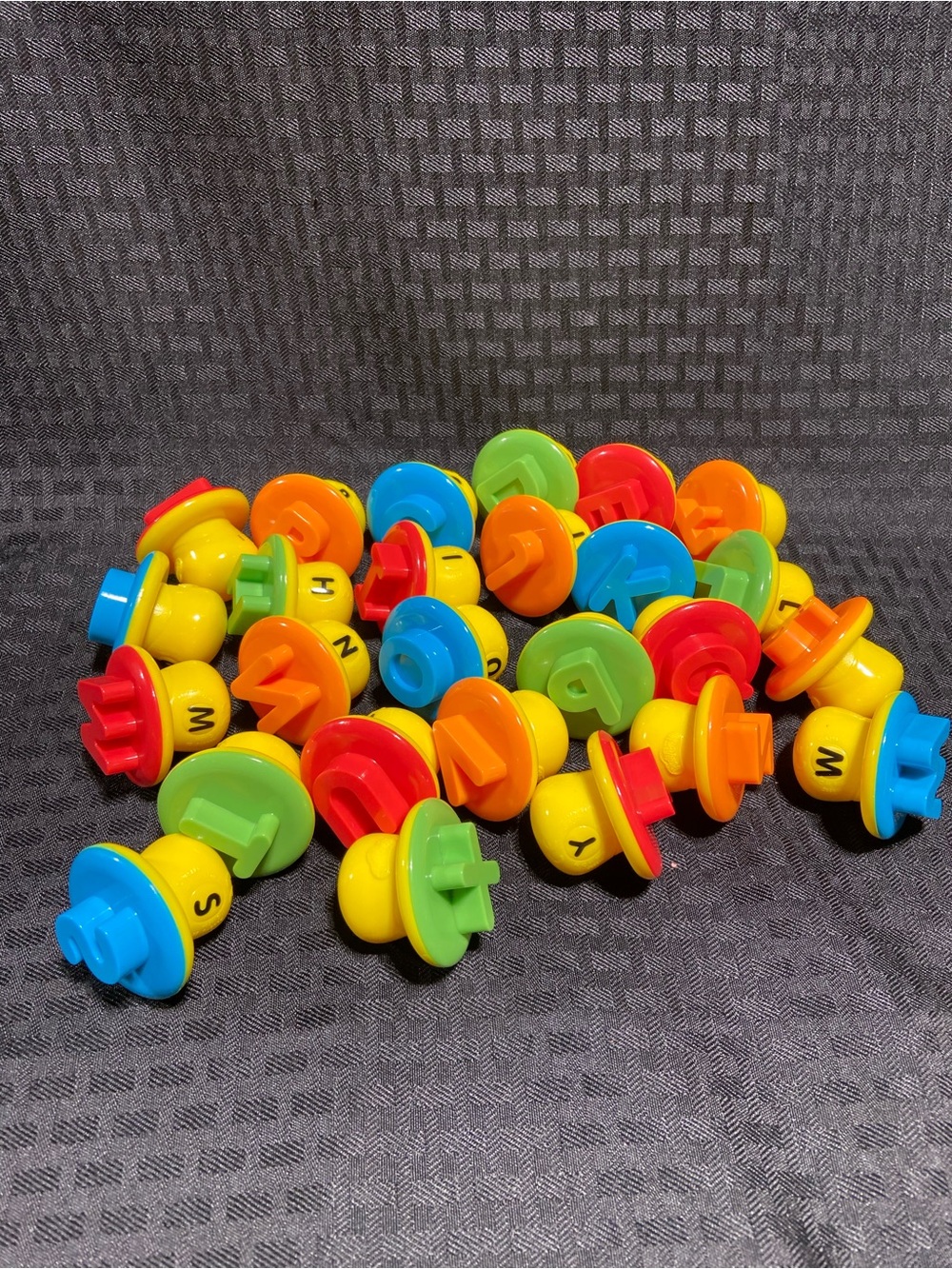 Play-Doh Shape and Learn Letters Language Stampers Colorful ABC’s Alphabet - Picture 2 of 4